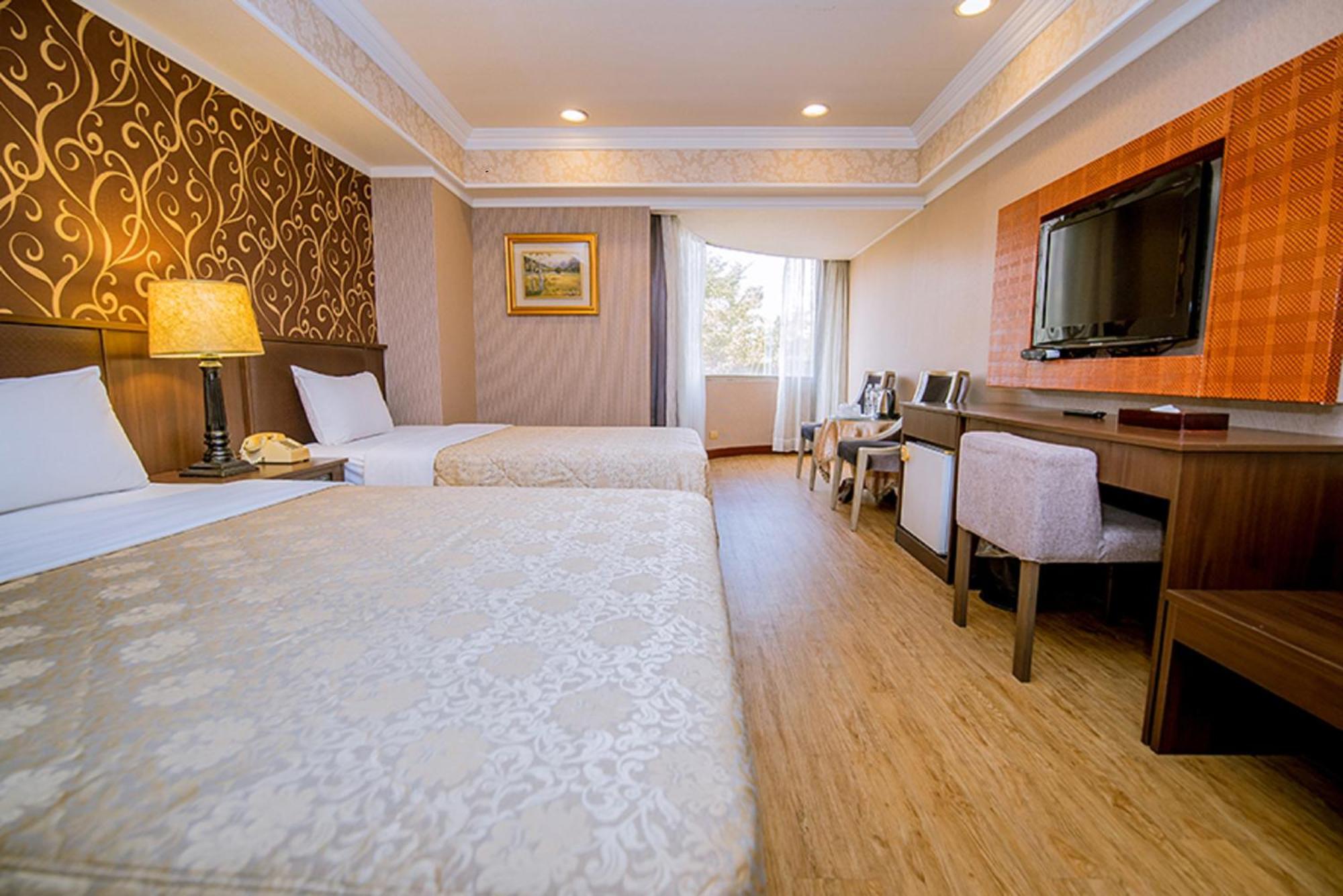 Hamilton Hotel Taichung Exterior foto